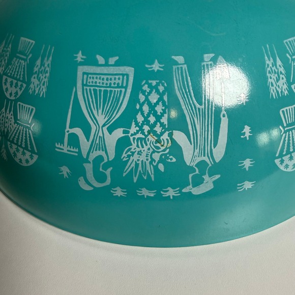 Pyrex Butterprint Cinderella Mixing Bowls 444 Set of 2 Turquoise White 4QT MCM - Picture 9 of 16